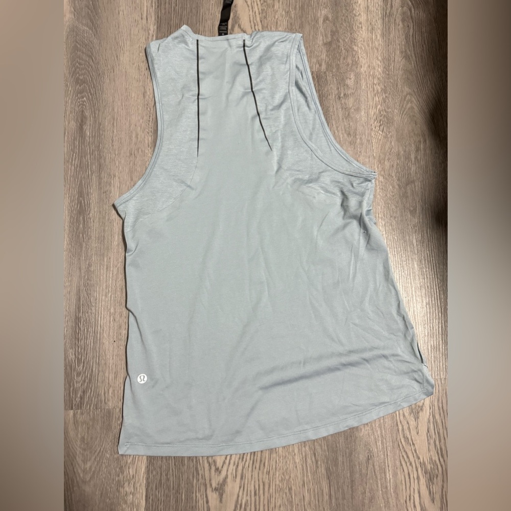 Lululemon size XS Workout top